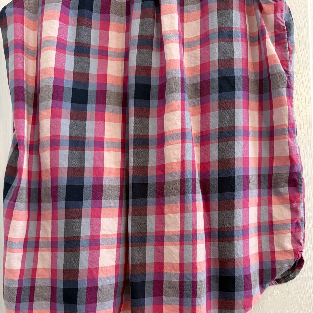 Calvin Klein Button Down - Picture 10 of 12